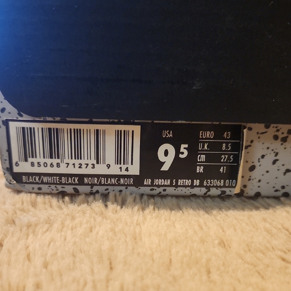 Jordan 5 Dorenbecher  Black and White High-Top Sneakers. awesome pair main image 4